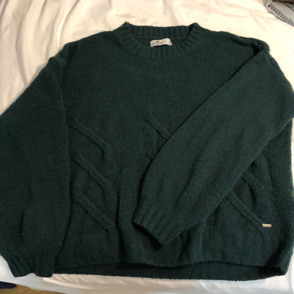 hollister sweater